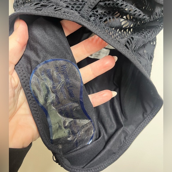 NEW BECCA by Rebecca Virtue Color Play Plunge Neck One Piece Swimsuit black M - Picture 6 of 9